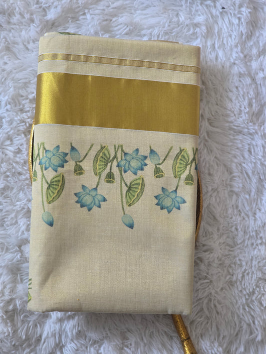 Set saree with floral print