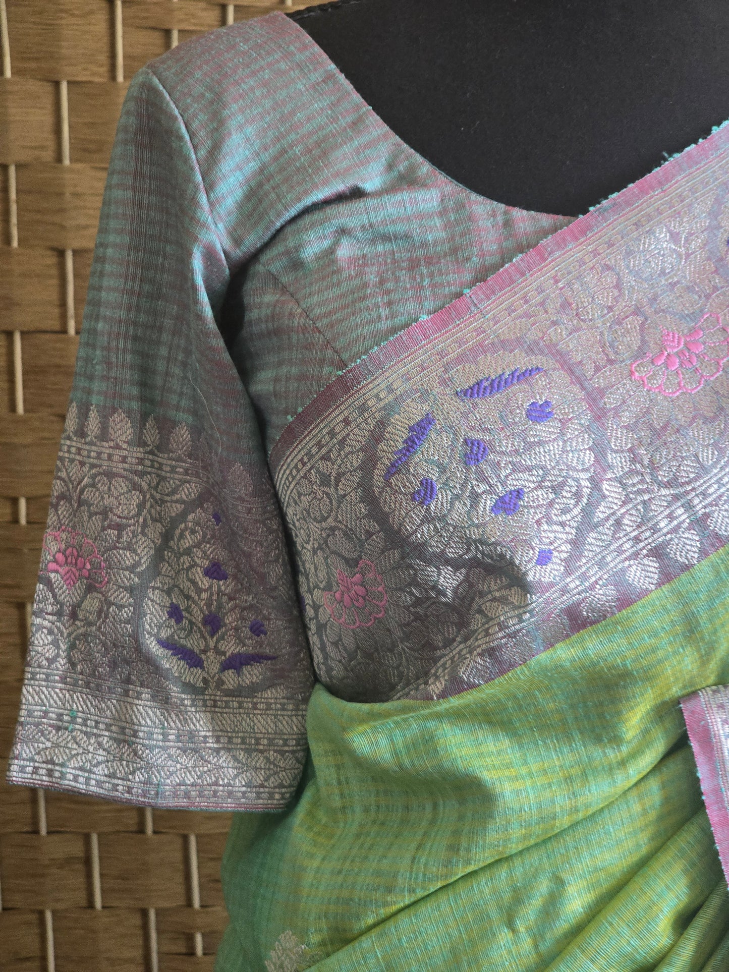 Handloom banarasi tussar saree with meenakari border- Stitched blouse