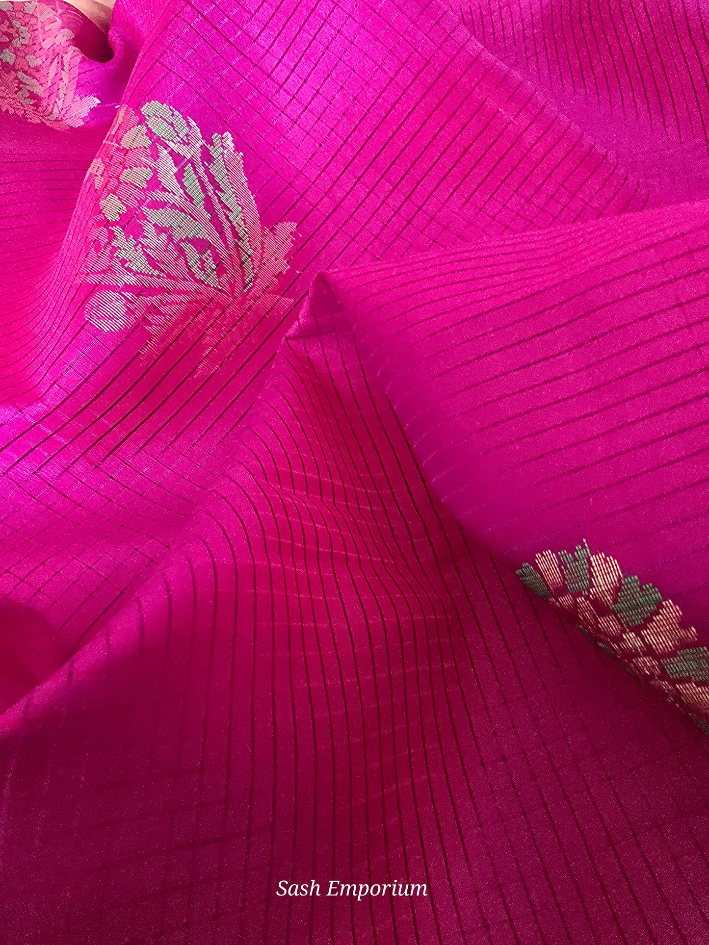 Soft silk kancheepuram saree with copper zari border- stitched blouse available