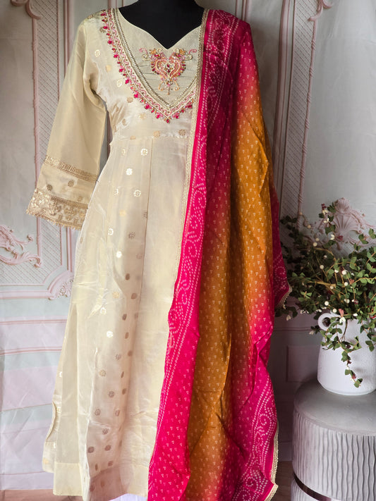 Off white 3 pc salwar suit set