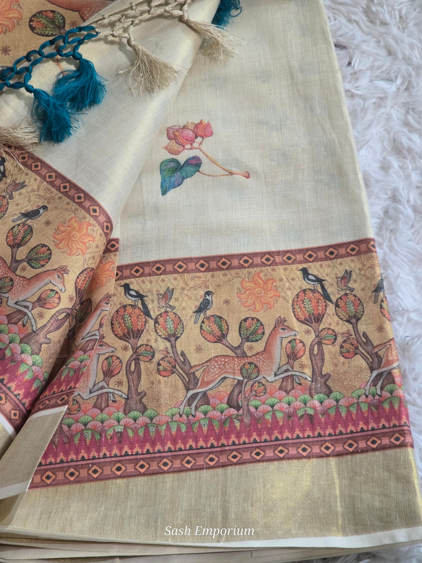 Tissue set saree with mural printed design